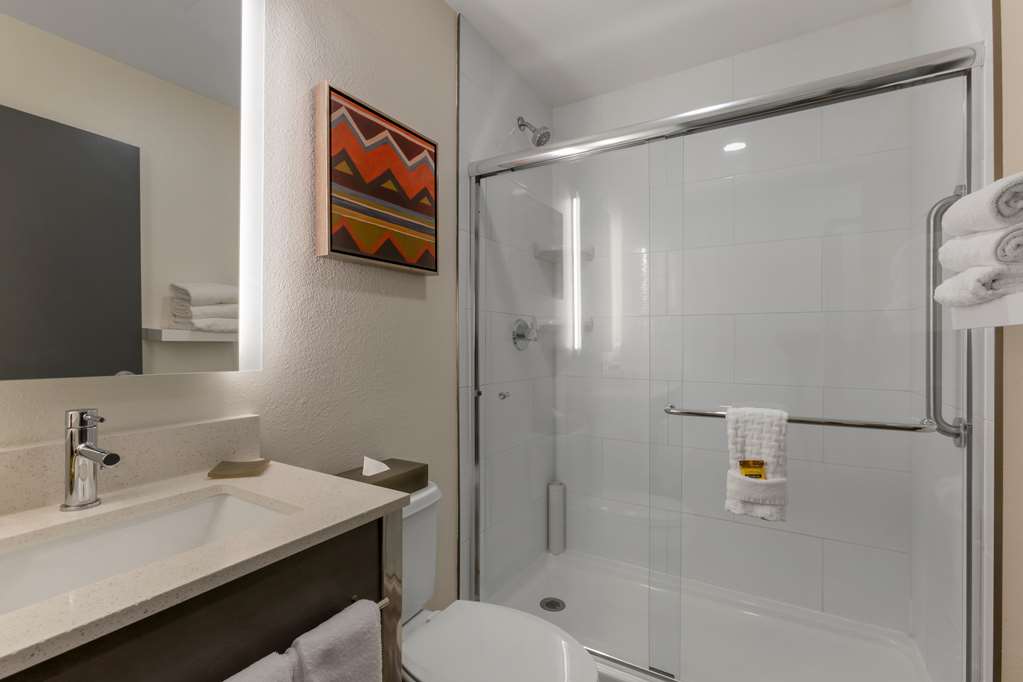 Best Western Plus Yuma Foothills Inn & Suites - photo 35