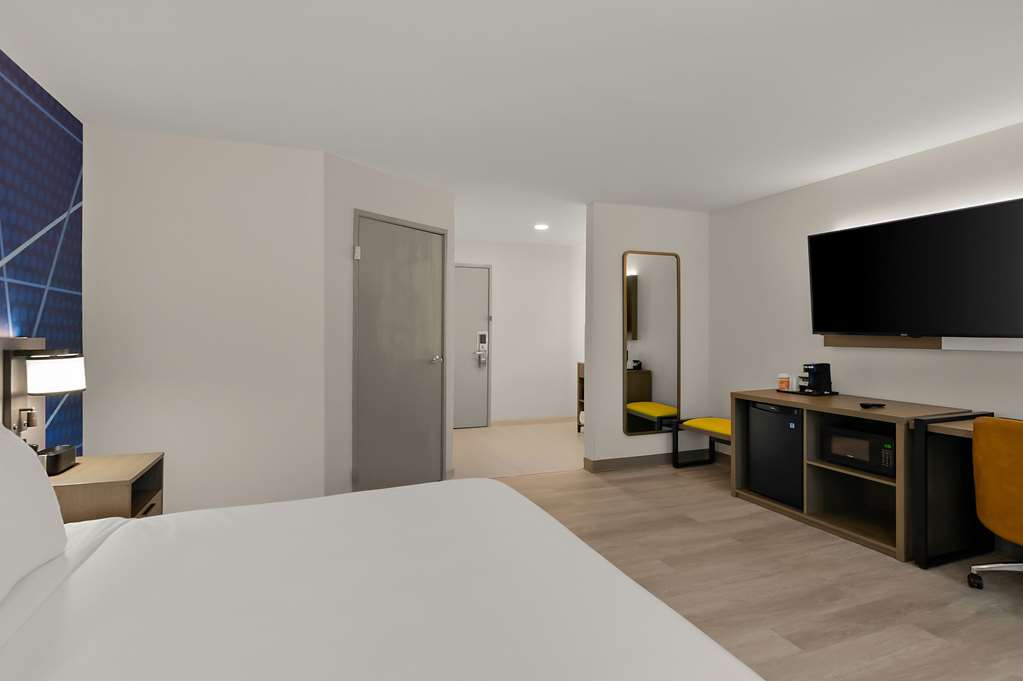 Comfort Inn Conroe - photo 11
