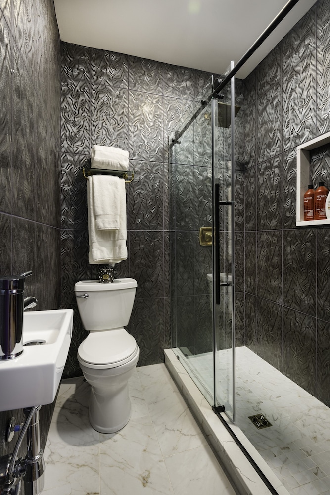 The Edward Hotel - photo 51