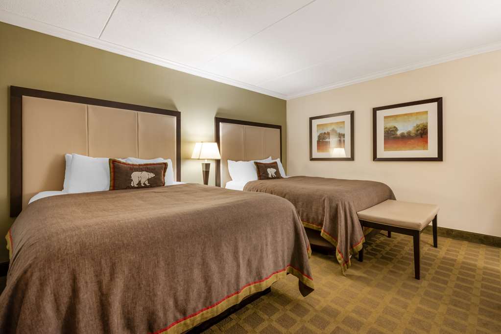 Best Western Plus White Bear Country Inn - photo 13