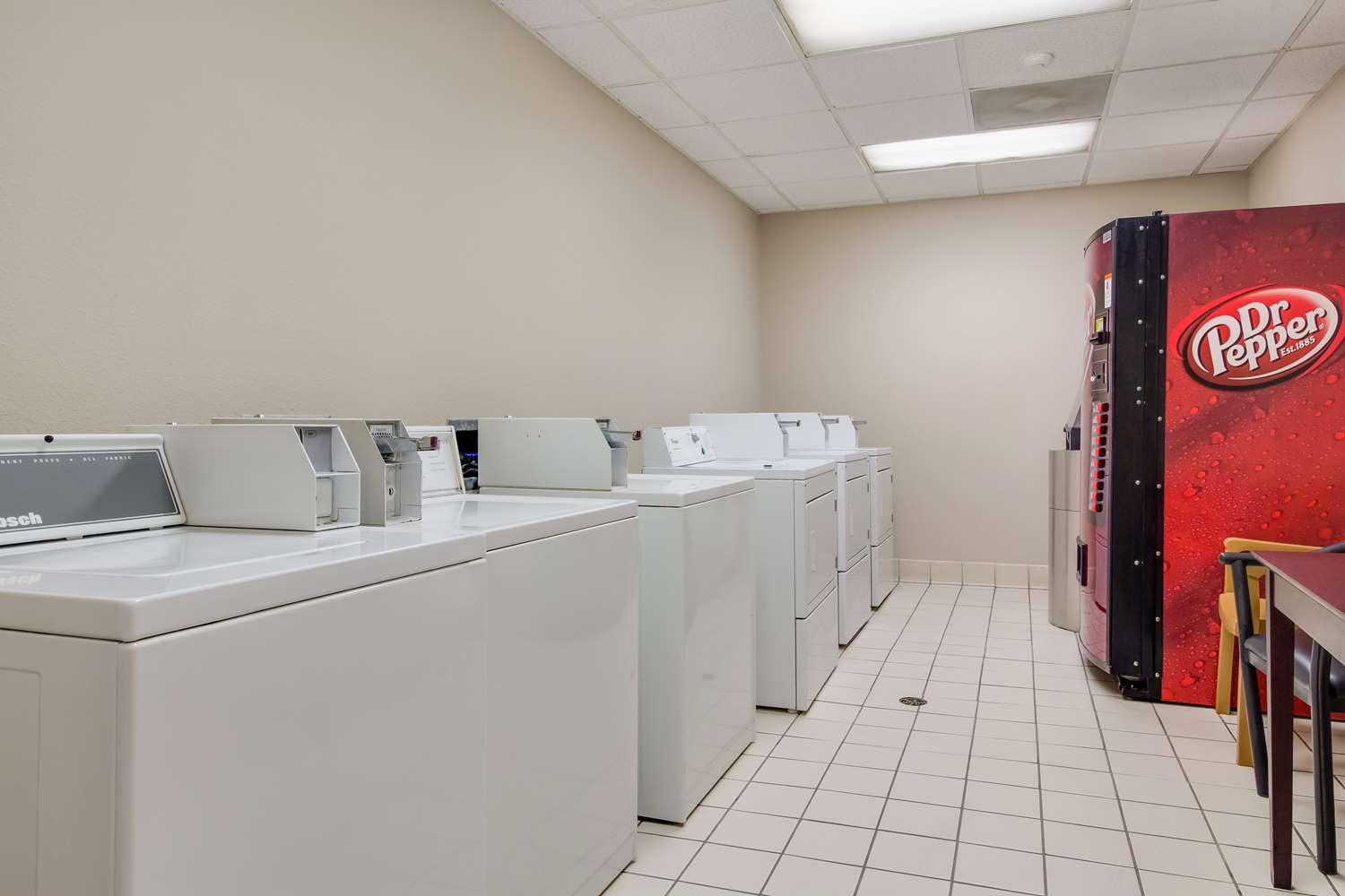 SureStay Plus Hotel by Best Western Houston Medical Center - photo 16