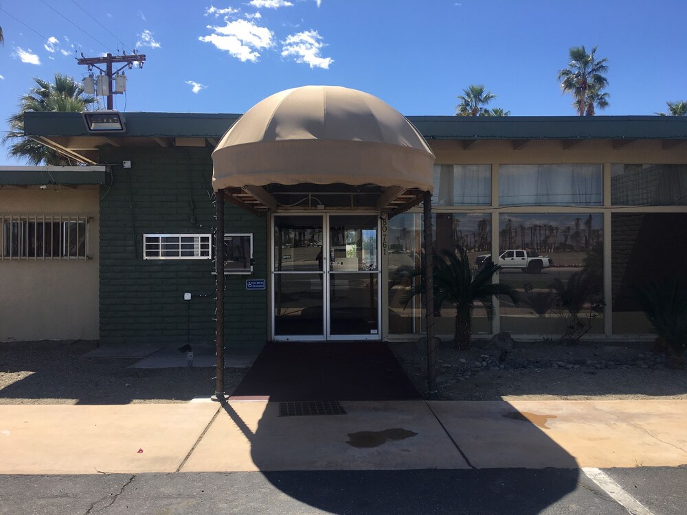 Palm Shadow Inn - photo 12