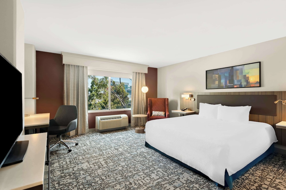 Hilton Garden Inn San Mateo - photo 9