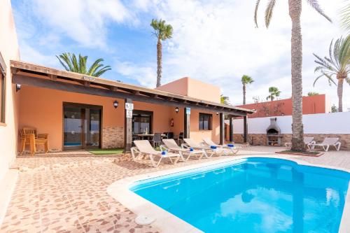 Casa Garcia — 4-Star Luxury Hotel in Corralejo, Spain