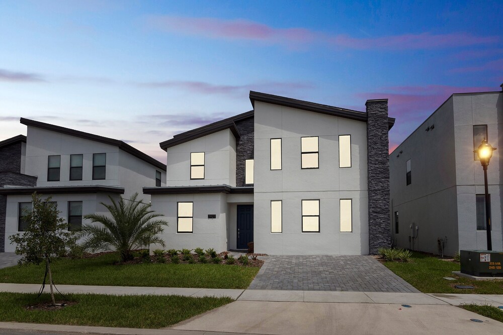 Storey Lake 2927 - photo 31