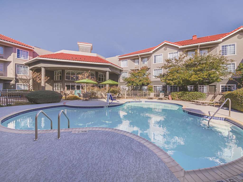 La Quinta Inn & Suites by Wyndham Austin Near The Domain - photo 10