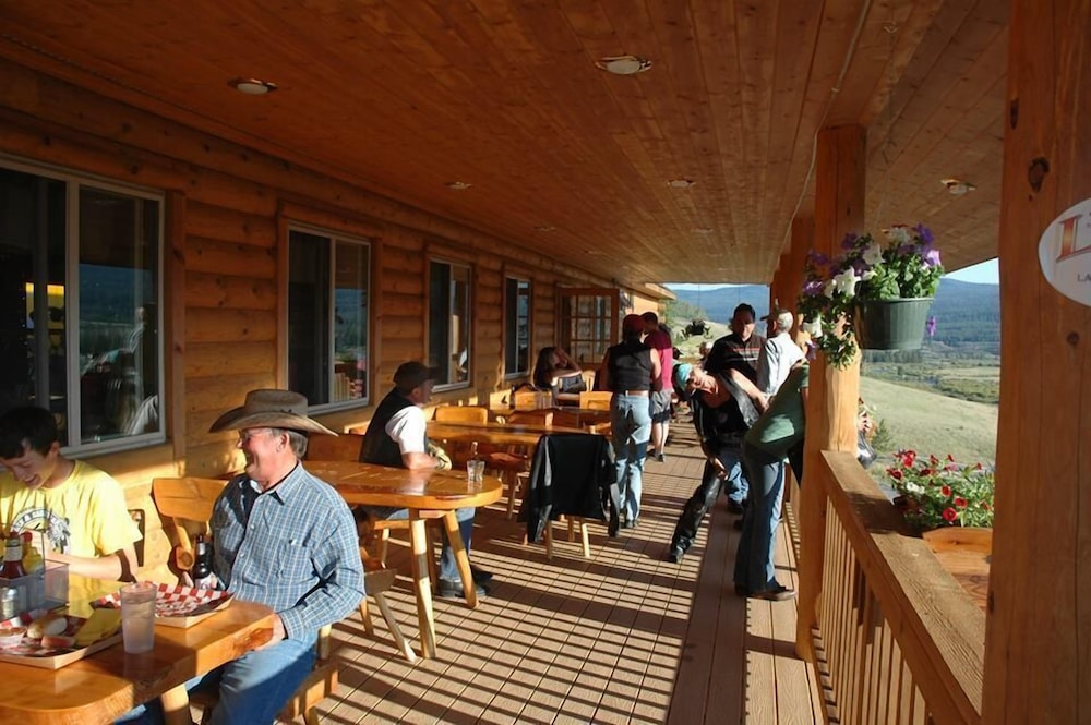 Lava Mountain Lodge - photo 53