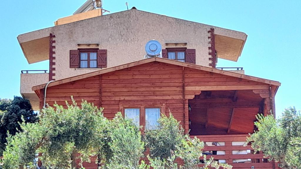 Villa Evenos with private pool — 4-Star Luxury Hotel in Kissamos, Greece