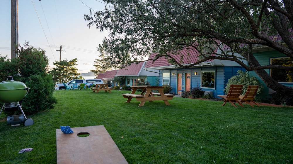 The Islander Inn - photo 65