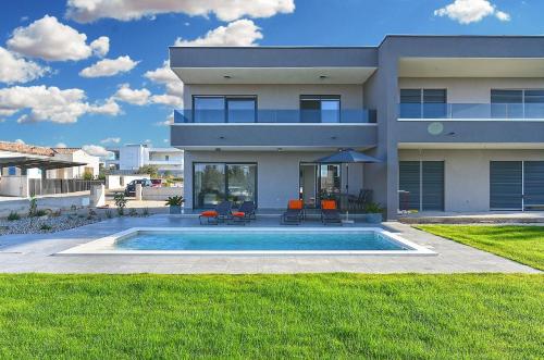 Villa Ante 2245 — 4-Star Luxury Hotel in Vodnjan, Croatia