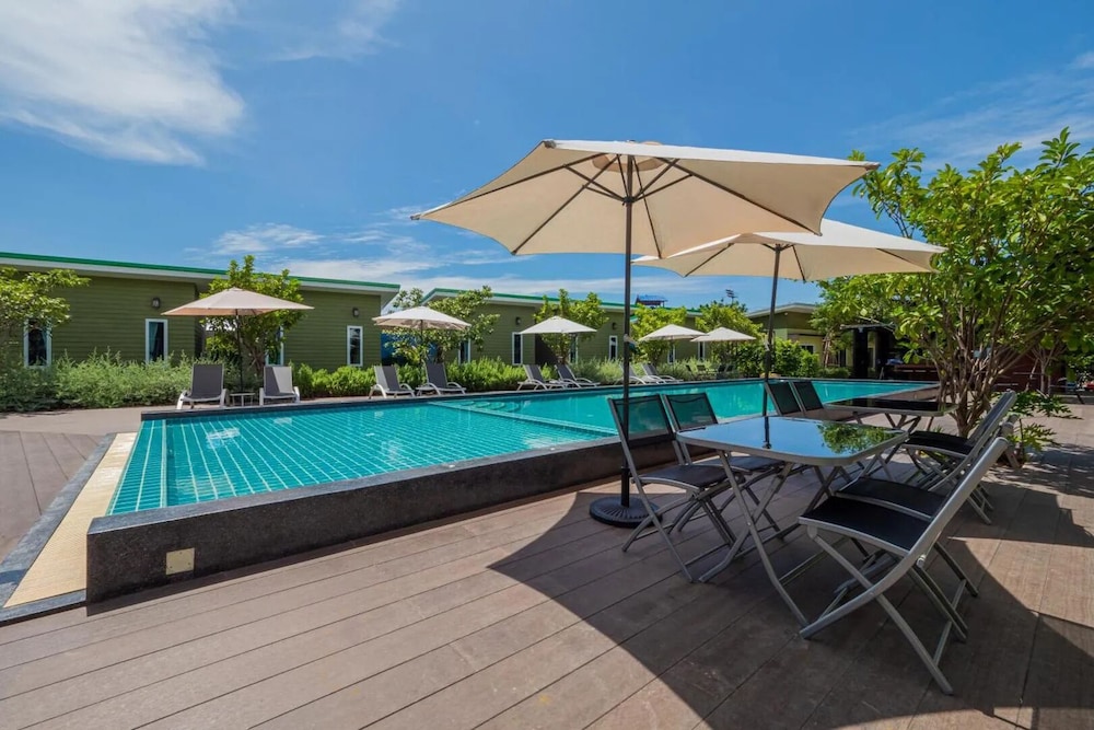 SkyHip Resort - last minute hotel in Pattaya