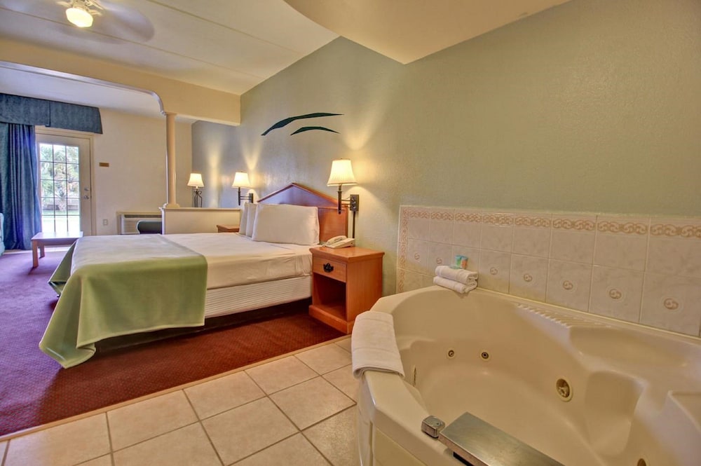 Home2 Suites by Hilton South Padre Island - photo 28