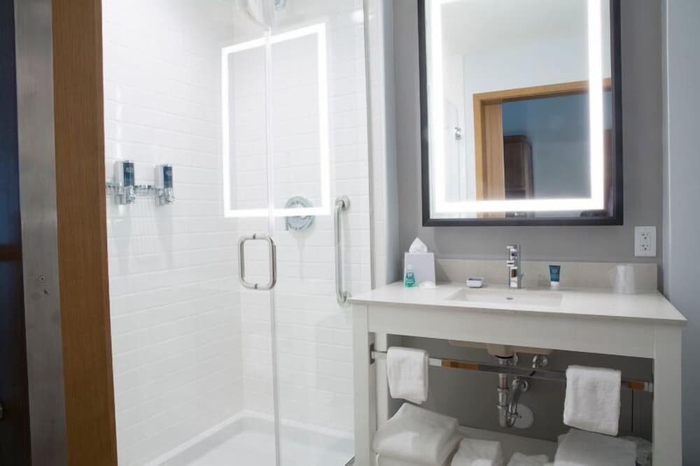 Four Points by Sheraton Miami Airport - photo 11