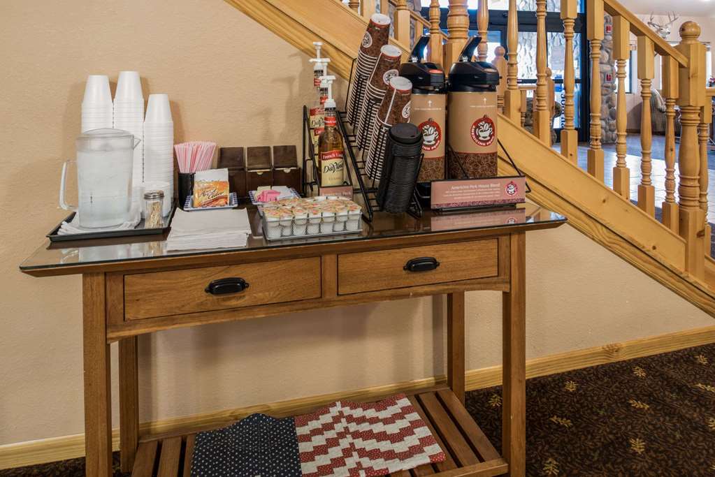 AmericInn by Wyndham Belle Fourche - photo 21