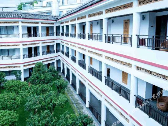 Longyaoxiang Hotel - last minute hotel in Lijiang