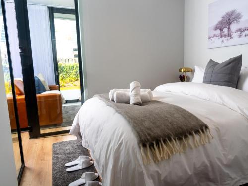 Luxurious Apartment Ellipse Waterfall Midrand — 4-Star Luxury Hotel in Midrand, South Africa