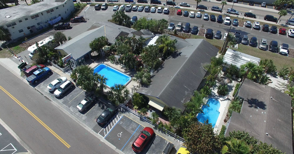 Amber Tides Motel - photo 65