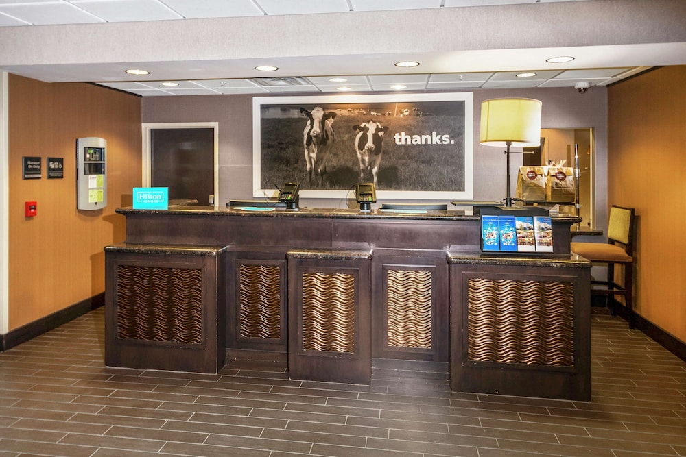 Hampton Inn & Suites Tulsa Catoosa - photo 7