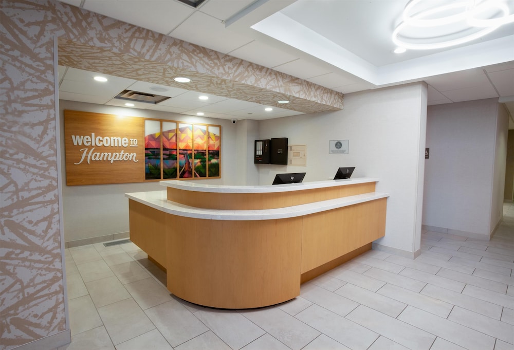 Hampton Inn Salt Lake City North - photo 9