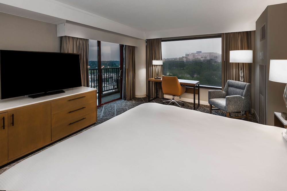 DoubleTree by Hilton Tulsa Warren Place - photo 23