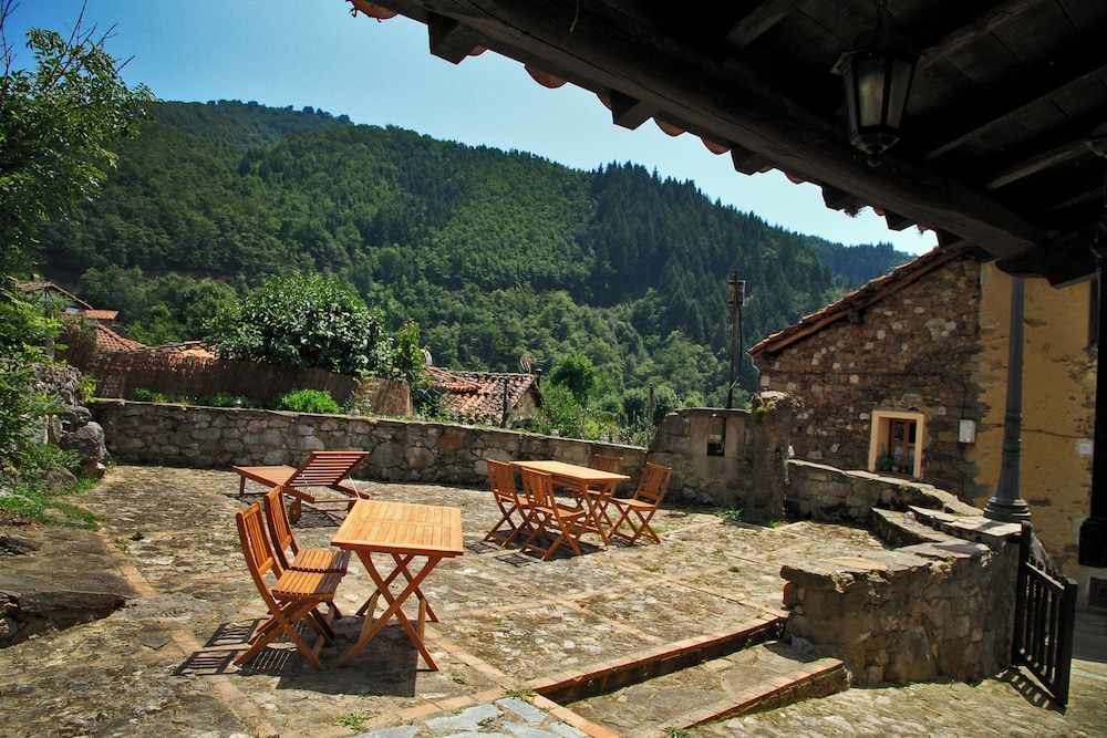 La Posada de la Xana — hotel in Barzana
