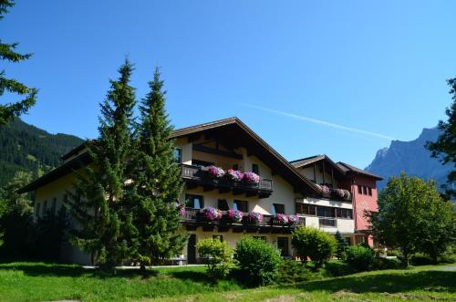 Landhaus Gerber — 4-Star Luxury Hotel in Lermoos, Austria