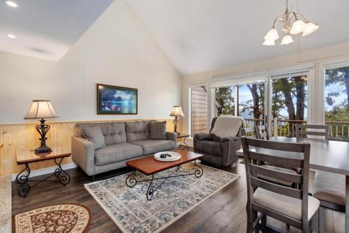 Eagles Court 24 with Wintergreen Advantage — hotel in Roseland