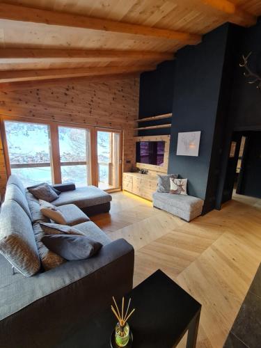 Blackberry Apartment — 4-Star Luxury Hotel in Livigno, Italy