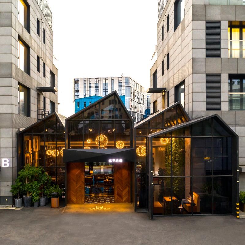 Rezen Retreat City Qiyu — 4-Star Luxury Hotel in Shanghai, People's Republic of China