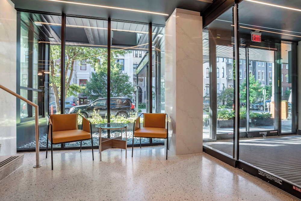 Courtyard by Marriott Washington DC Dupont Circle - photo 8