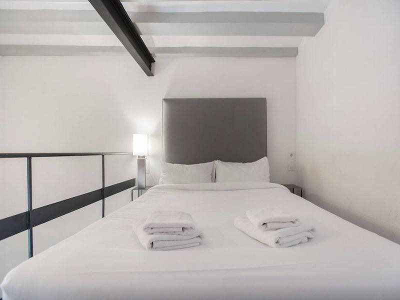 No 5 The Streets Apartments — Ciutat Vella — photo 4