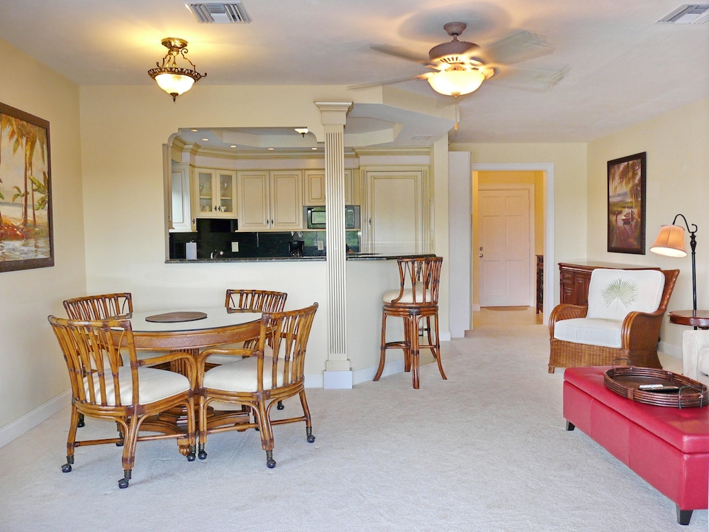 Pavilion Unit A 10 - photo 5