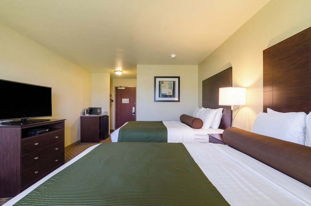 Cobblestone Inn & Suites Cambridge - photo 20