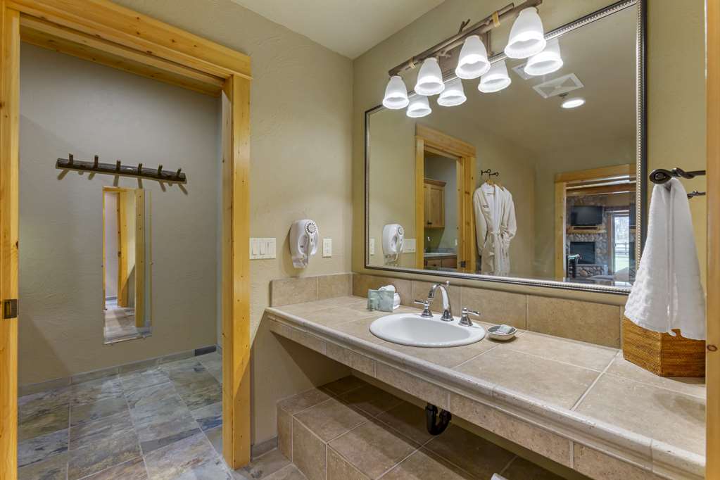Best Western Ponderosa Lodge - photo 41