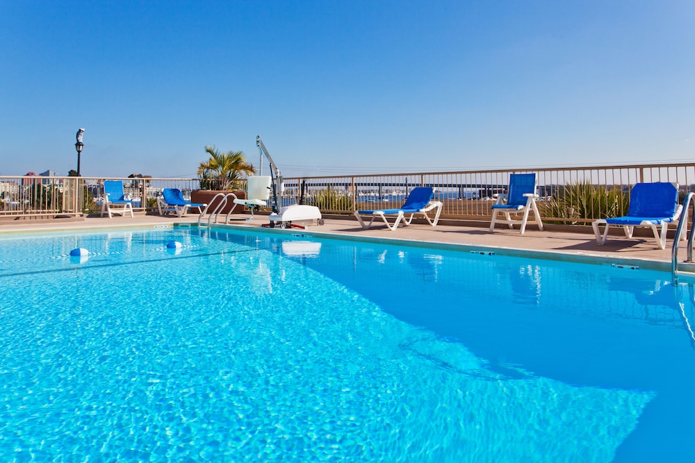Holiday Inn Charleston Riverview by IHG - photo 21