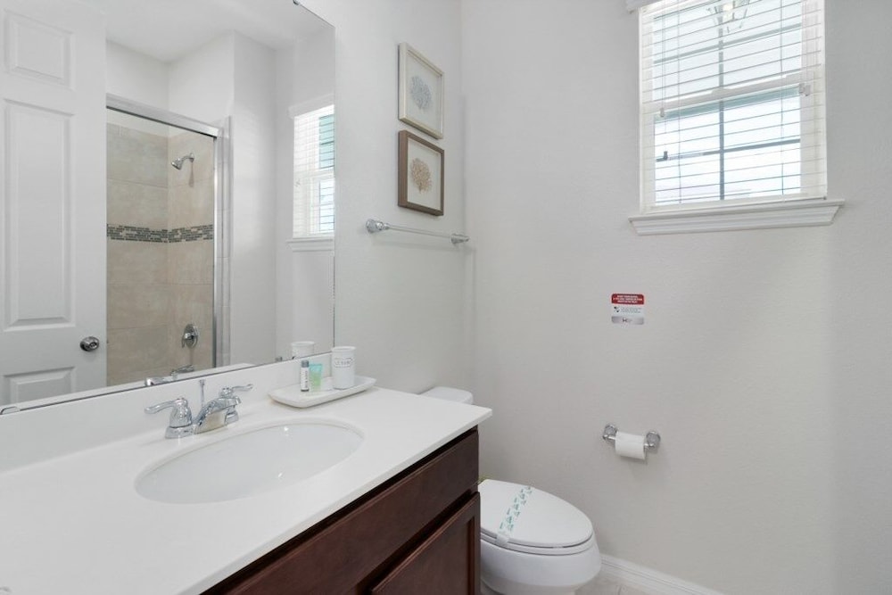 Incredible Resort 4 Bed Pool spa Home 4 Bedroom Villa by RedAwning - photo 18