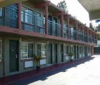 Sequoia Inn - photo 3