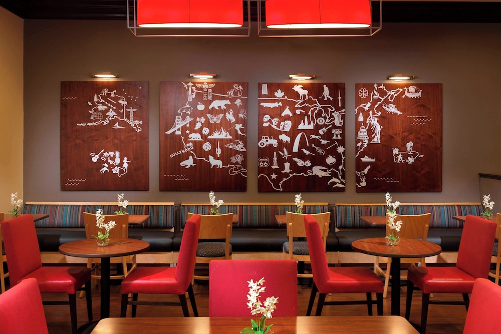 TownePlace Suites by Marriott Houston Intercontinental Arpt - photo 19
