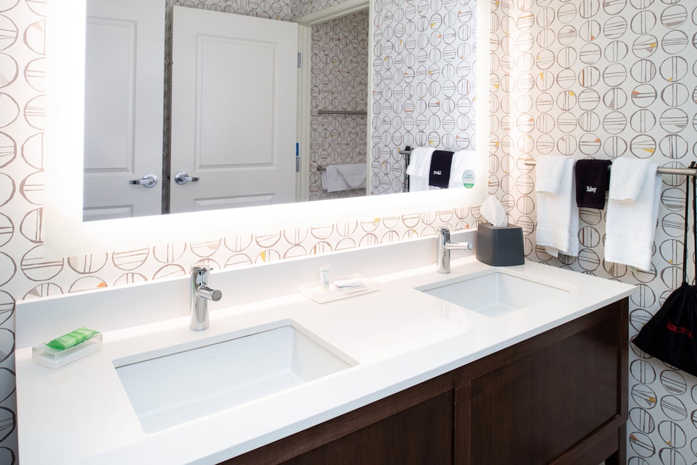 Holiday Inn & Suites Idaho Falls by IHG - photo 19