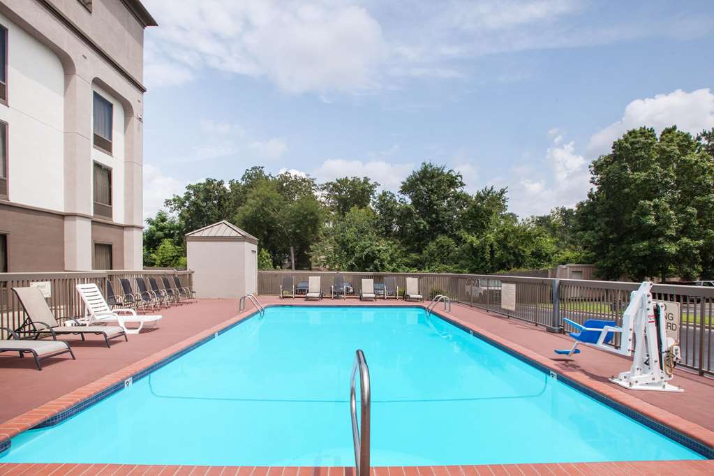 Wingate by Wyndham North Little Rock - photo 4