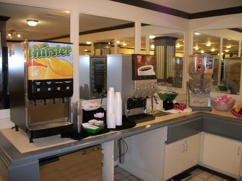 Camino Inn and Suites - photo 16