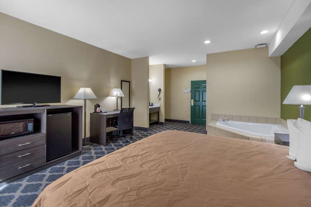 Quality Inn Kingstree North - photo 17