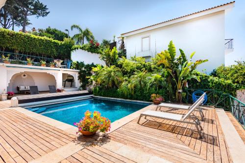 Mbird Estoril Riviera Flat 3 — 4-Star Luxury Hotel in Estoril, Portugal