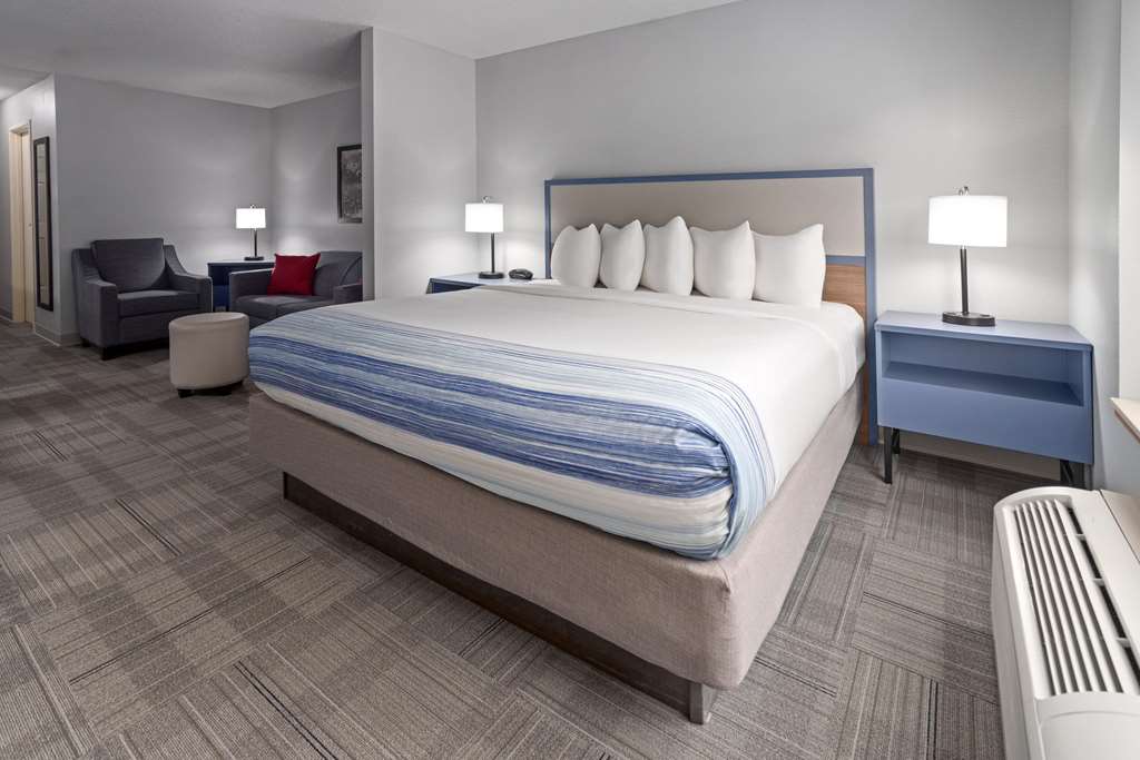 AmericInn by Wyndham Iron Mountain - photo 27