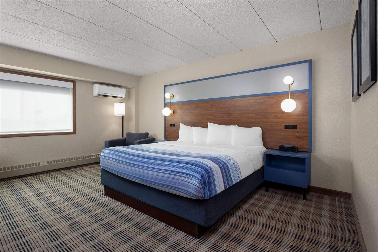 AmericInn by Wyndham Roseau - photo 37