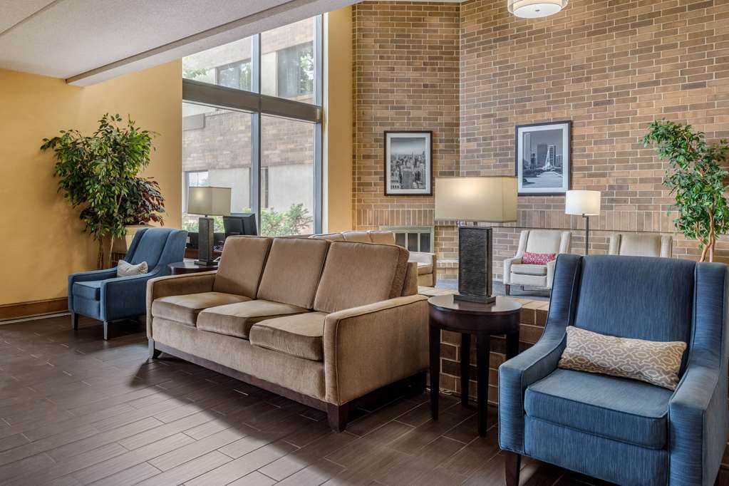 Suburban Studios Arlington Heights Elk Grove - photo 2