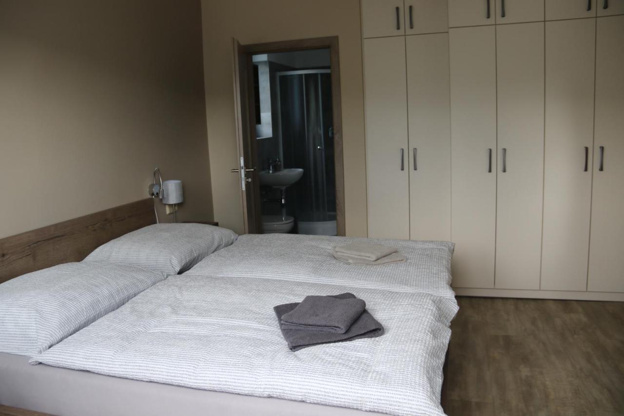 Apartmány Lama — hotel in Hradec Nad Moravici