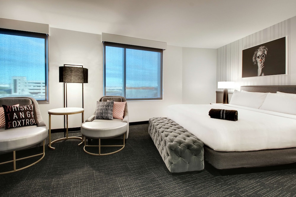 The Rose Chicago Tapestry Collection by Hilton - photo 39