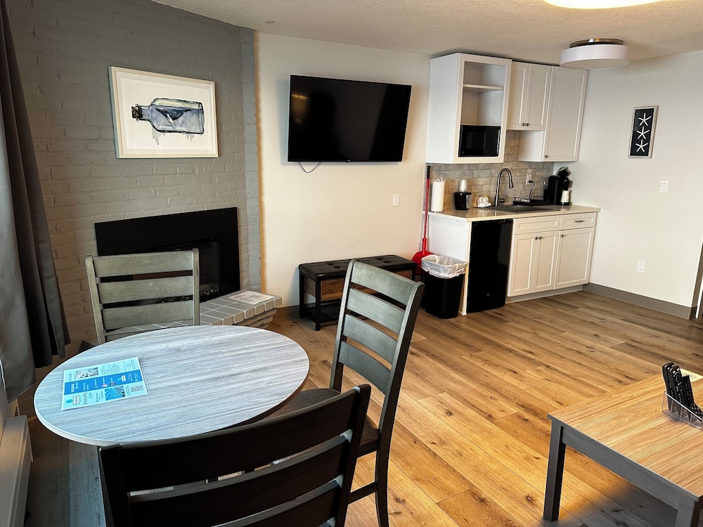 West Beach Suites - photo 71