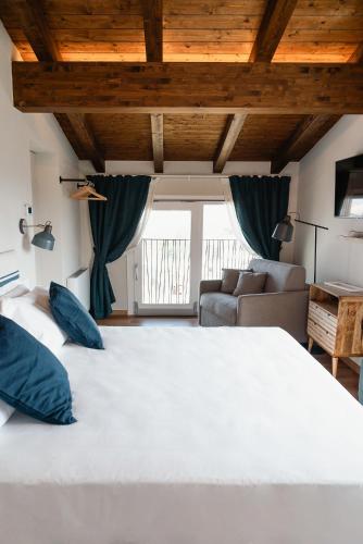 Agriturismo La Costa — 4-Star Luxury Hotel in Gropparello, Italy